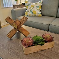 Minutes To Disney Boutique 3br 2.5 Bath Coastal Th 3 Bedroom Townhouse