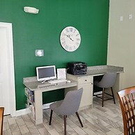 Minutes To Disney Boutique 3br 2.5 Bath Coastal Th 3 Bedroom Townhouse