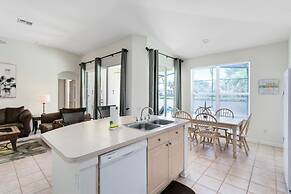 4 Bedroom/3 Bath South Facing Pool/Spa Villa 4 Villa by RedAwning