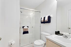 4 Bedroom/3 Bath South Facing Pool/Spa Villa 4 Villa by RedAwning