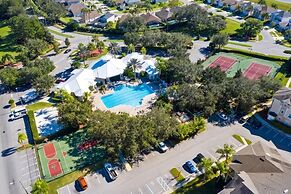 4 Bedroom/3 Bath South Facing Pool/Spa Villa 4 Villa by RedAwning