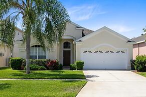 4 Bedroom/3 Bath South Facing Pool/Spa Villa 4 Villa by RedAwning