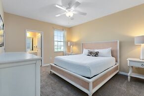 Veranda Home, 8br, 6 En-suites, Lake View,pool/spa 8 Bedroom Villa by 