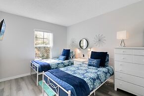 Disney Area 4 Bed Emerald Island 4 Bedroom Townhouse by RedAwning