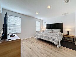 Amazing Townhouse Close To Disney 2 Bed 2.5 Bath 2 Bedroom Townhouse b