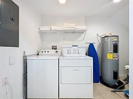 Amazing Townhouse Close To Disney 2 Bed 2.5 Bath 2 Bedroom Townhouse b