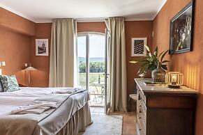 Domaine Rabiega - vineyard and boutique hotel