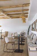 May Altafulla Beach Boutique Hotel