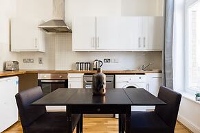 The Liverpool Street Collection