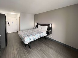 Studio 6 Altoona, IA - Des Moines East