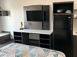 Studio 6 Altoona, IA - Des Moines East