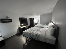 Studio 6 Altoona, IA - Des Moines East