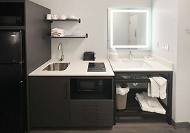 Studio 6 Altoona, IA - Des Moines East