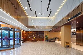 Microtel by Wyndham Miluo Downtown Hotel