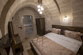 Underground Cave Suites
