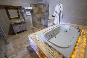 Underground Cave Suites