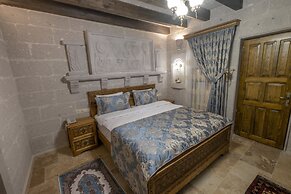 Underground Cave Suites