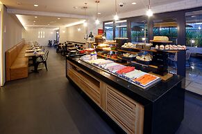 Golden Tower Express Berrini by Fênix Hotéis