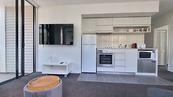 Sweet Escape by Waterfront w Carpark