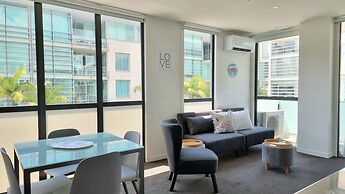 Sweet Escape by Waterfront w Carpark