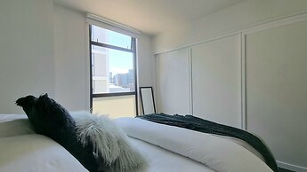 Sweet Escape by Waterfront w Carpark