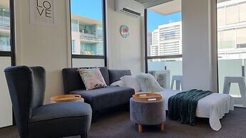 Sweet Escape by Waterfront w Carpark