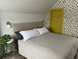 The Archie & Isidore Hotel