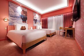 LINE FRIENDS PRESENTS CASA DE AMIGO