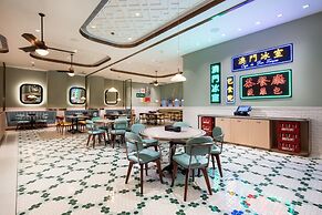 LINE FRIENDS PRESENTS CASA DE AMIGO