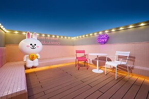 LINE FRIENDS PRESENTS CASA DE AMIGO