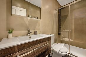 Immaculate 2 Bed Flat in West Kensington