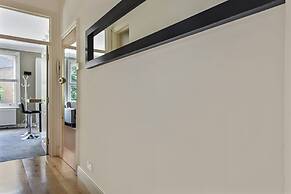 Immaculate 2 Bed Flat in West Kensington