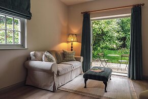 The Retreat, Elcot Park