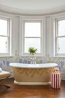 The Retreat, Elcot Park