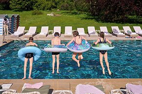 The Retreat, Elcot Park