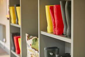 The Retreat, Elcot Park