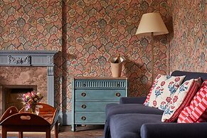 The Retreat, Elcot Park