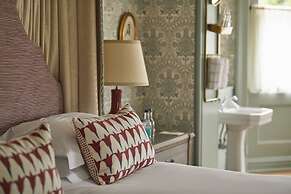 The Retreat, Elcot Park