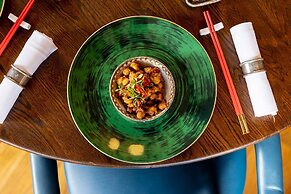 The Retreat, Elcot Park