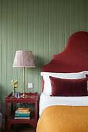 The Retreat, Elcot Park