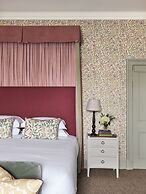 The Retreat, Elcot Park