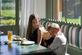 The Retreat, Elcot Park