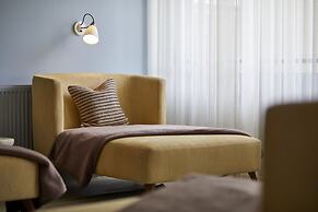 The Retreat, Elcot Park