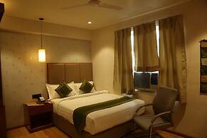 Hotel Reva Regency