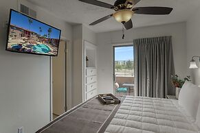Scottsdale's premium short term getaway, Fully furnished 1 bedroom hom