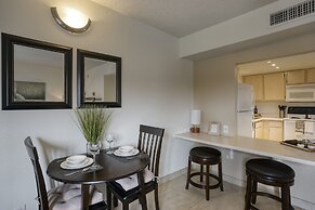 248 Fully Furnished 1BR Suite-Pet Friendly! by RedAwning