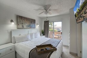 248 Fully Furnished 1BR Suite-Pet Friendly! by RedAwning