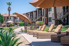 Scottsdale's premium short term getaway, Fully furnished 1 bedroom hom
