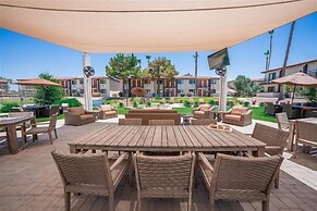 Scottsdale's premium short term getaway, Fully furnished 1 bedroom hom