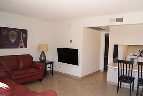 148 Fully Furnished 1BR Suite-Pet Friendly! by RedAwning